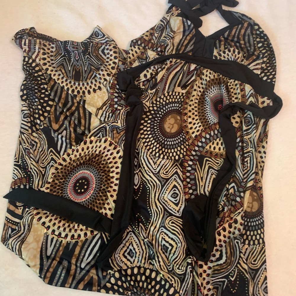 Geometric Halter Dress - Picture 4 of 5